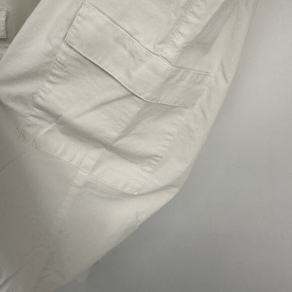 Chicos 2.5 Cargo Crop Pants size Large/14 White Stretch Cotton Resort - Picture 6 of 12